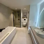 شقة Spacious, 3 Bedroom House With Parking برغن