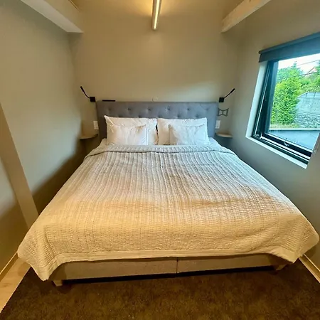 公寓 Spacious, 3 Bedroom House With Parking 卑爾根